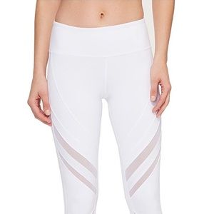 Alo White Epic Legging Size Small